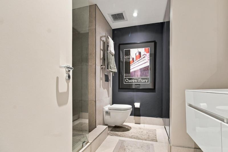 3 Bedroom Property for Sale in Bloubergrant Western Cape